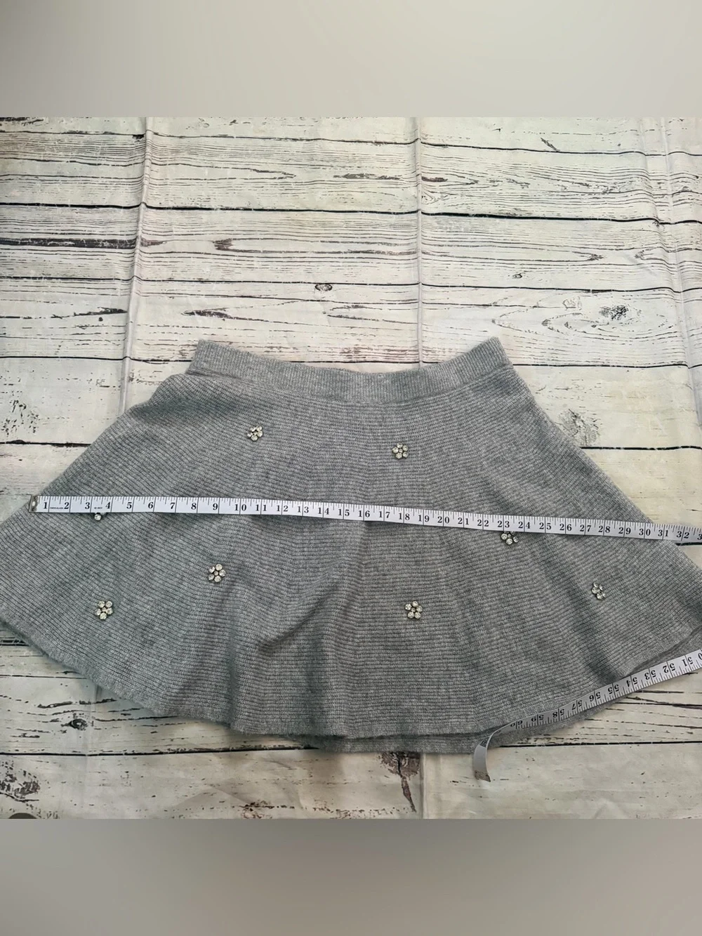 Embellished Light Gray A-Line Knit Skirt